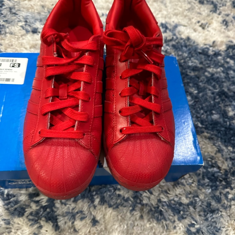 Adidas Shell Toe Superstar Sneakers